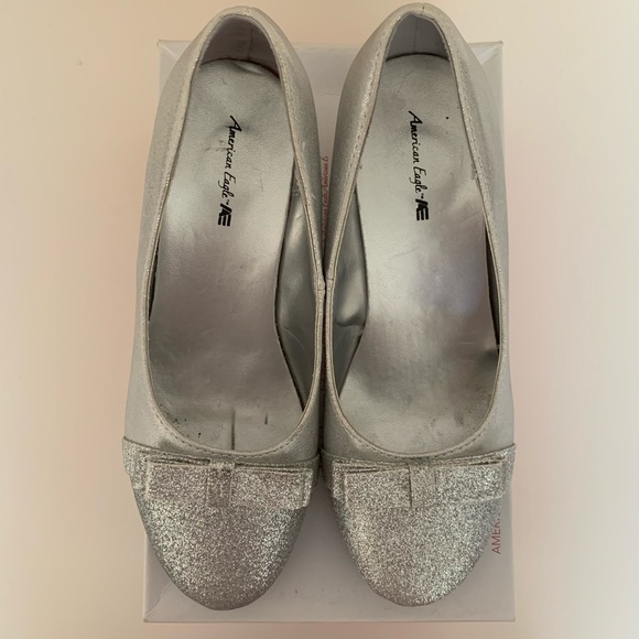 AE Girls Sliver High Heels - Picture 2 of 6